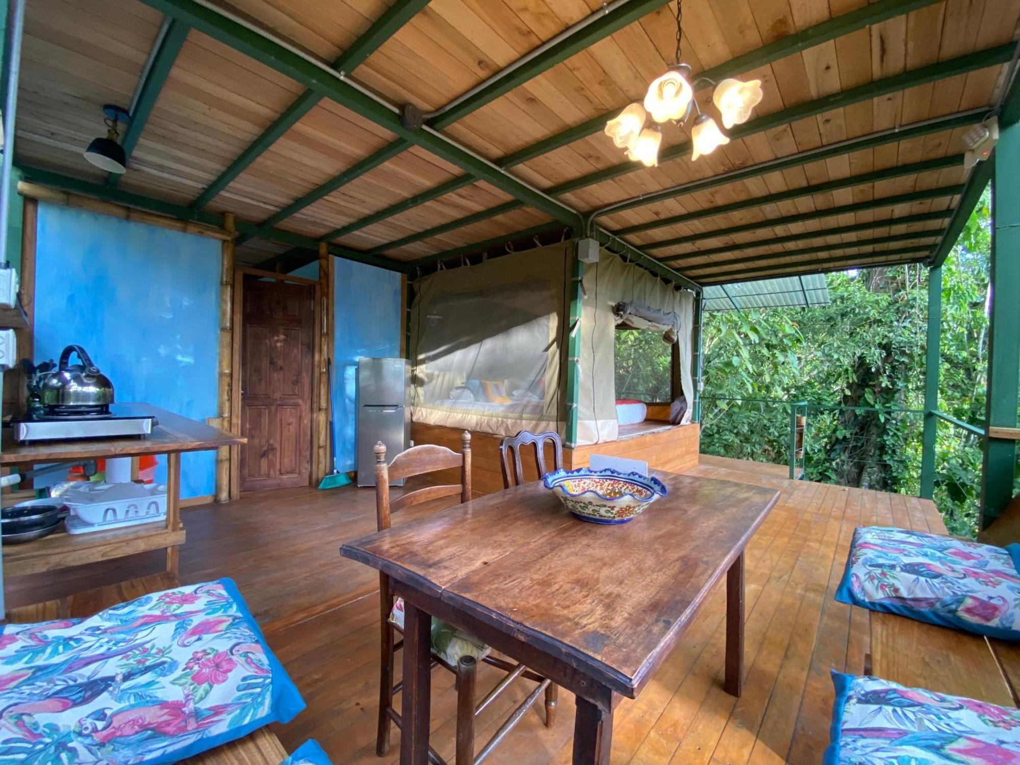 Colina Secreta - Glamping And Villas Puerto Viejo de Talamanca Exterior photo