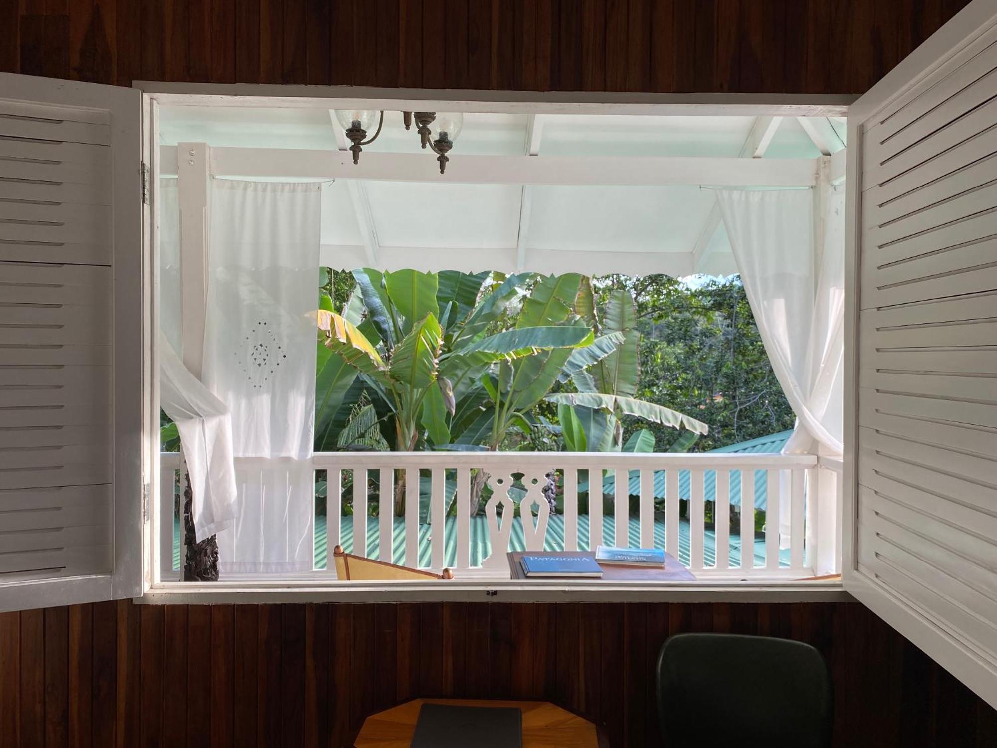 Colina Secreta - Glamping And Villas Puerto Viejo de Talamanca Exterior photo